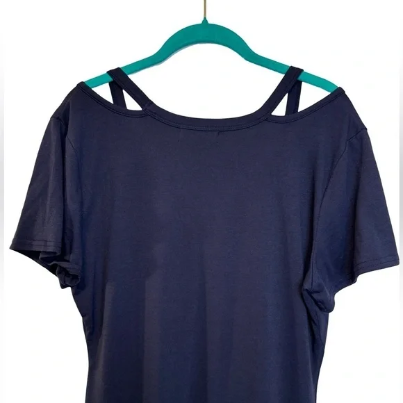 Berryou Navy Blue Cold Shoulder Dress Size L☀️ - Picture 9 of 12